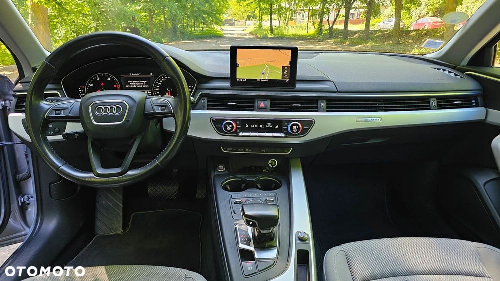 Audi A4 Avant 2.0 TDI Quattro Design S tronic - 8