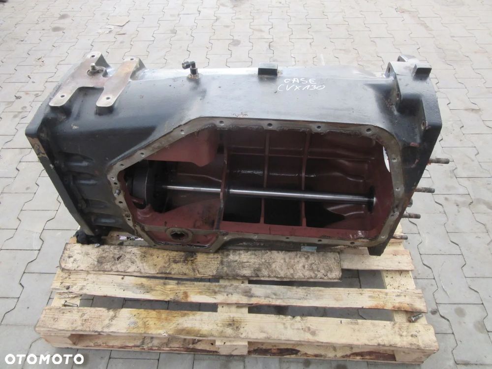 Obudowa skrzyni biegów Case CVX130 Steyr CVT New Holland TVT - 2
