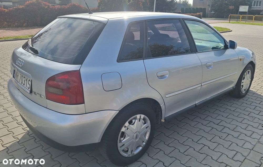 Audi A3 Sportback 1999 photo 3