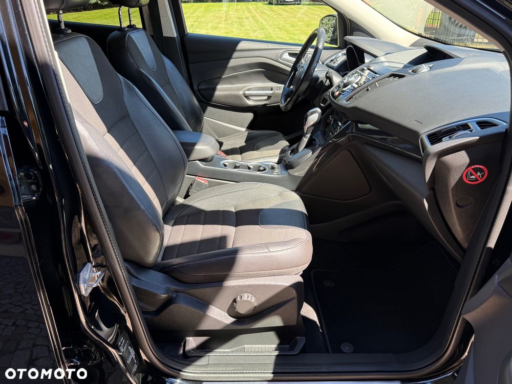 Ford Kuga 2.0 TDCi 4x4 ST-Line - 21