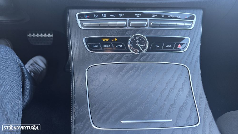 Mercedes-Benz E 300 de AMG Line - 28