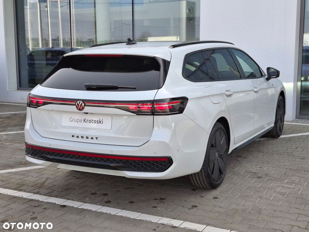 Volkswagen Passat - 8