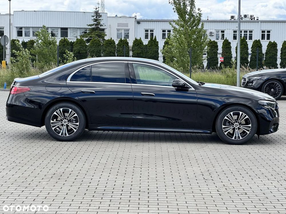 Mercedes-Benz Klasa E 220 d mHEV 4-Matic Avantgarde 9G-Tronic - 7