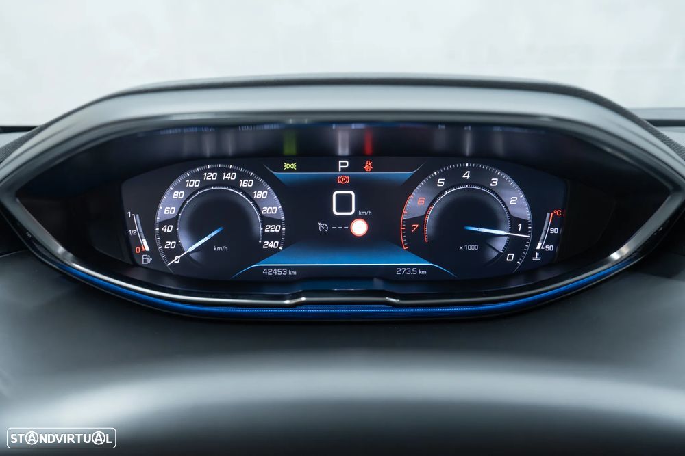 Peugeot 5008 PureTech 130 EAT8 Stop & Start Allure Pack - 26