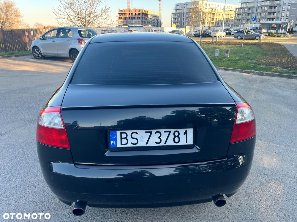 Audi A4 Limousine - 2