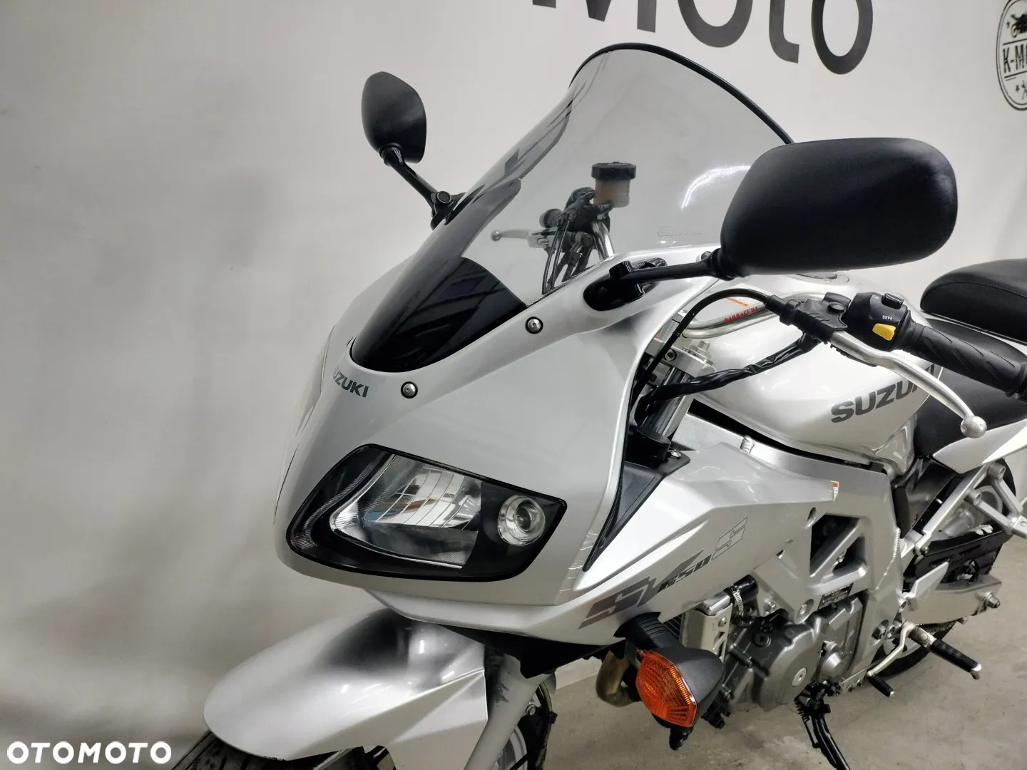 Suzuki SV - 19
