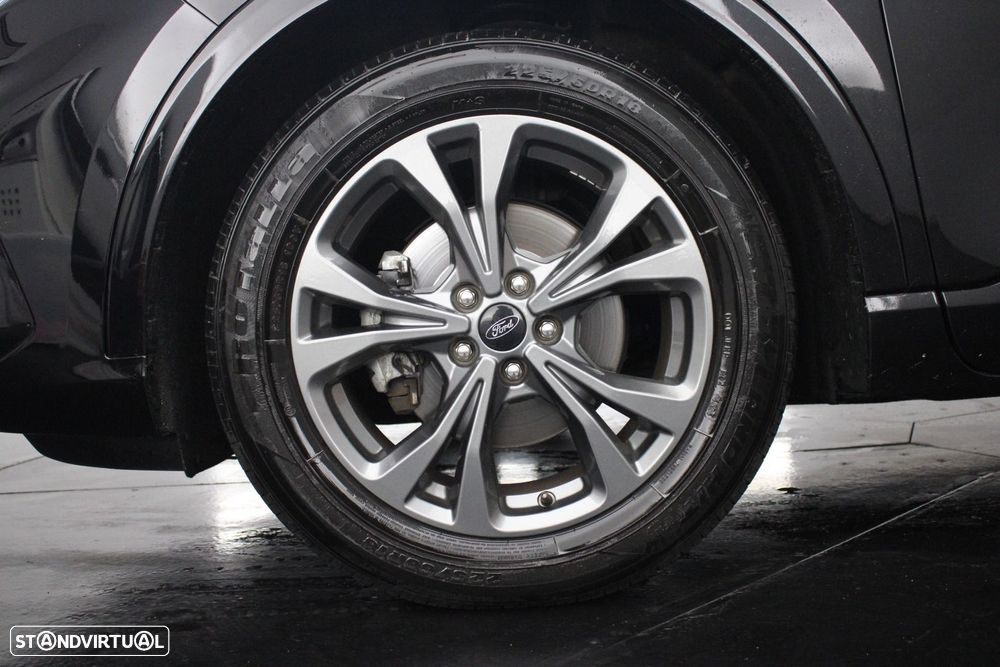 Ford Kuga 1.5 EcoBoost ST-Line - 38