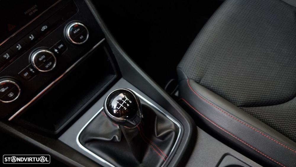 SEAT Leon 2.0 TDI FR S/S - 11