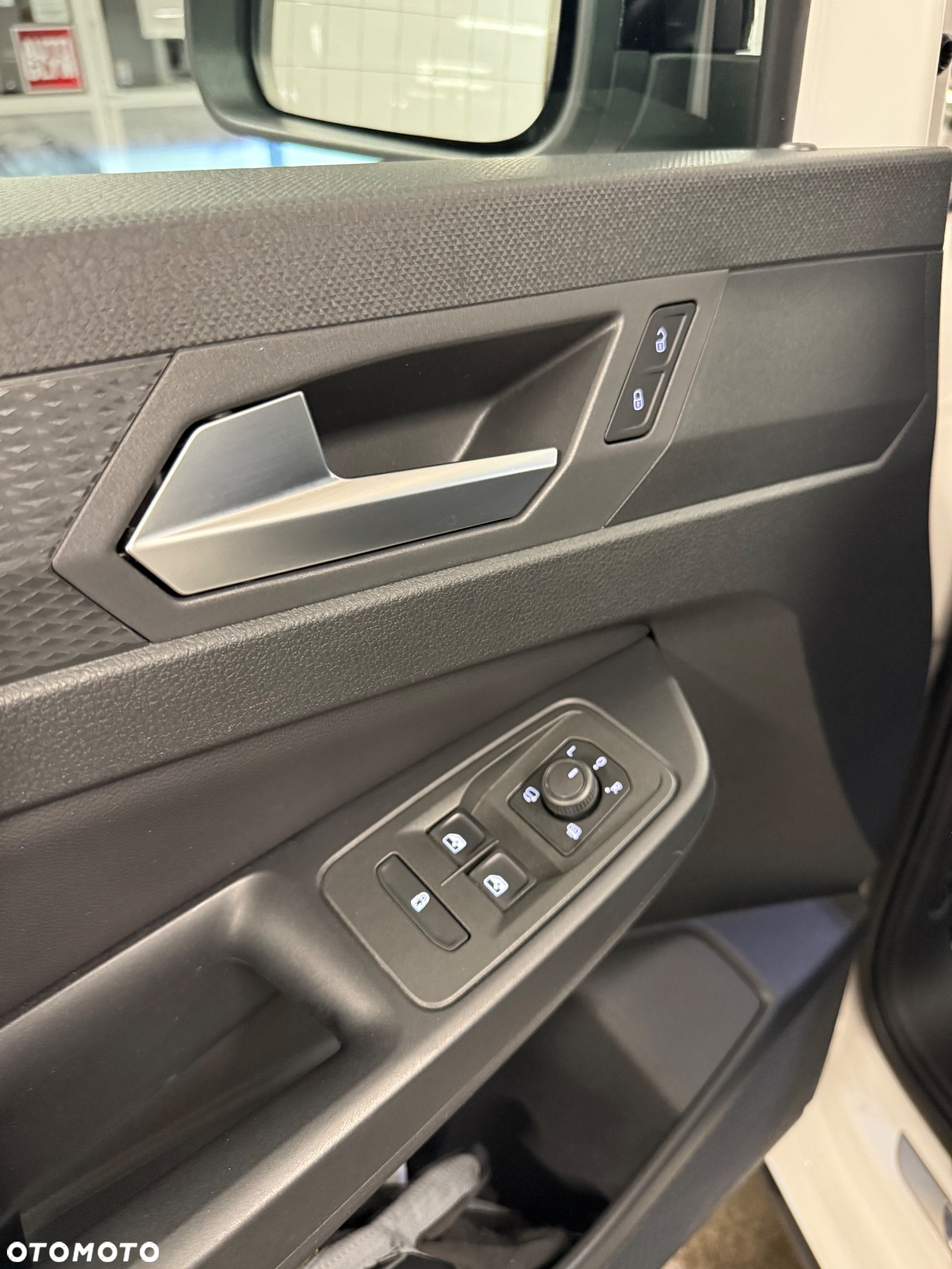 Volkswagen Caddy 1.5 TSI PanAmericana DSG - 9