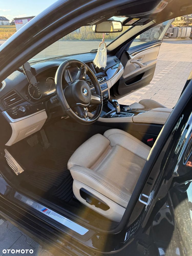 BMW Seria 5 520d xDrive - 19