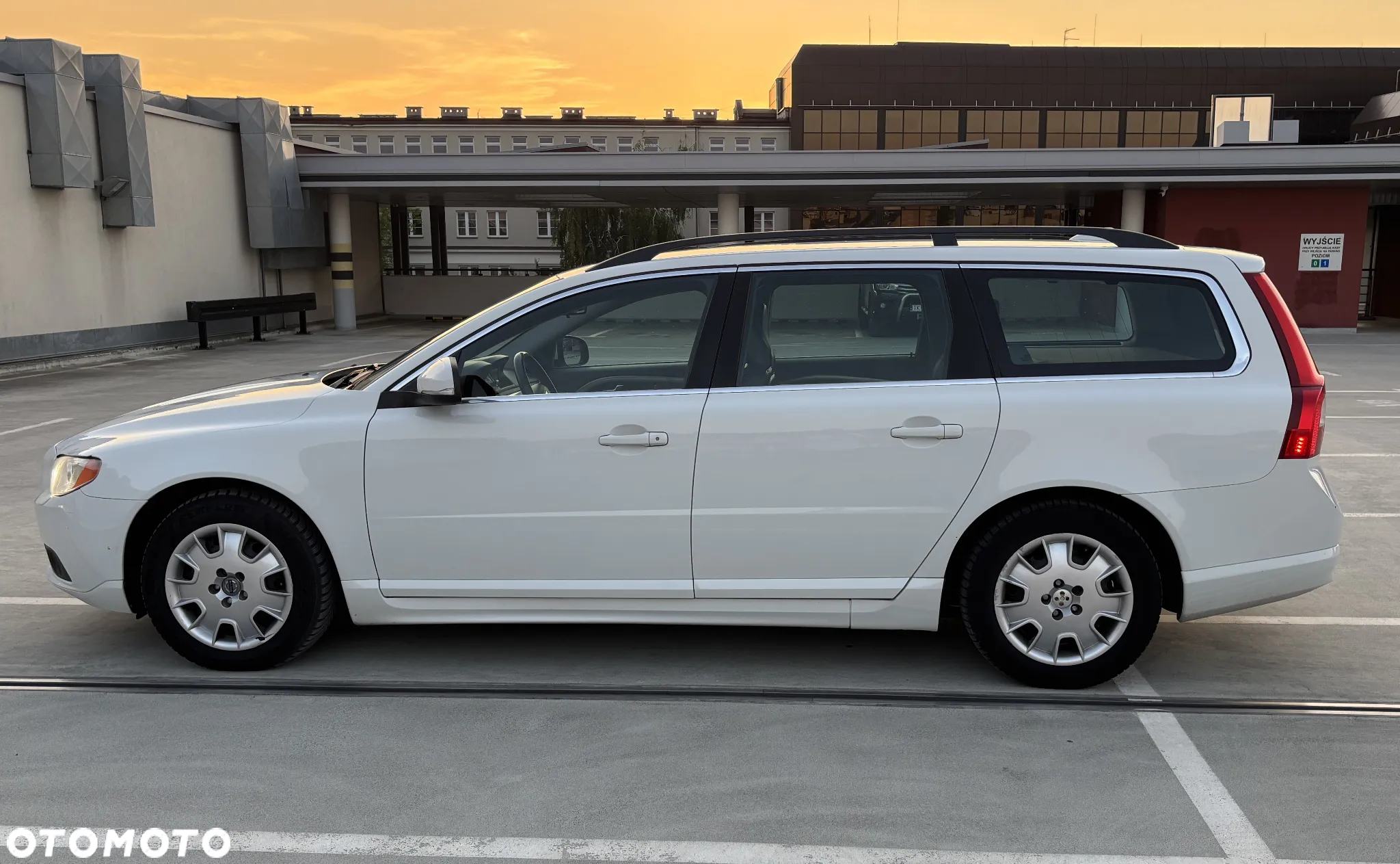Volvo V70 2.5T Ocean Race - 6
