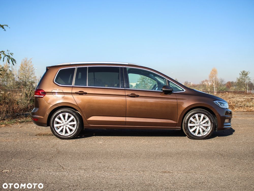 Volkswagen Touran 2.0 TDI BMT Highline - 20