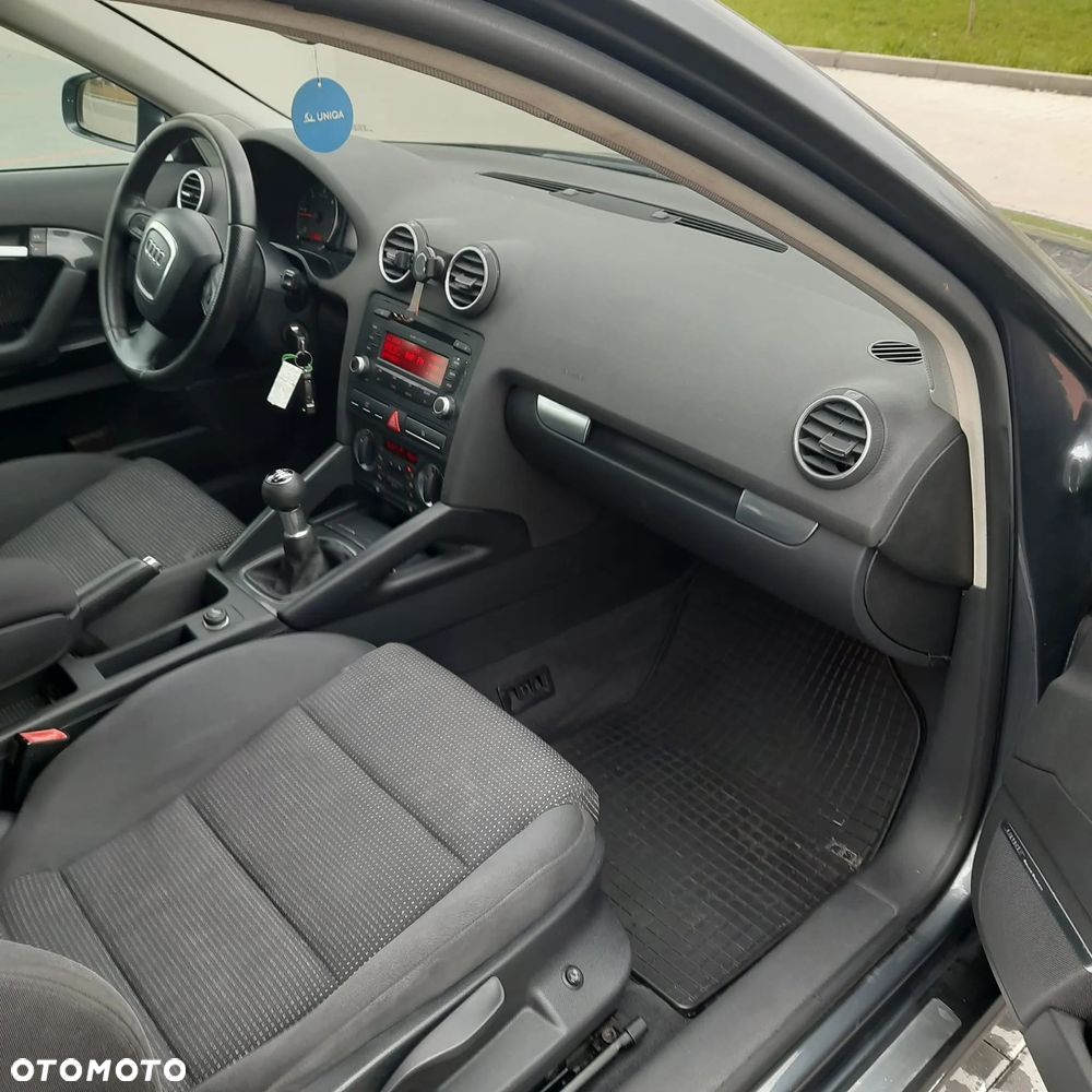 Audi A3 Sportback 2.0 TDI DPF S line Sportpaket (plus) - 8