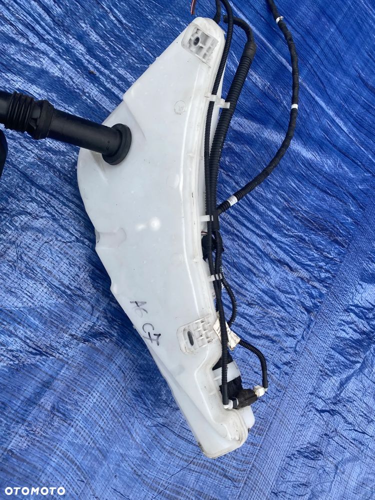 ZBIORNIK ZBIORNICZEK PŁYNU SPRYSKIWACZY POMPKA KOMPLET AUDI A6 C7 A7 4G 4G8955451  4G1955462A - 3