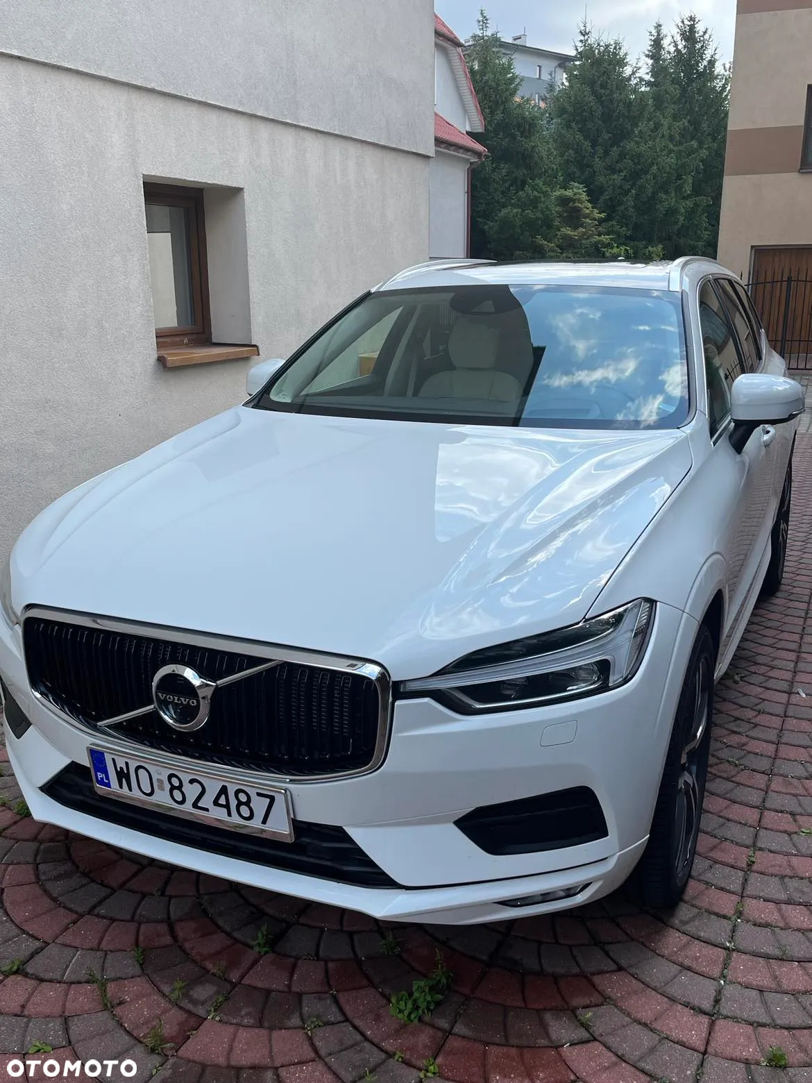 Volvo XC 60 T5 AWD Momentum - 2