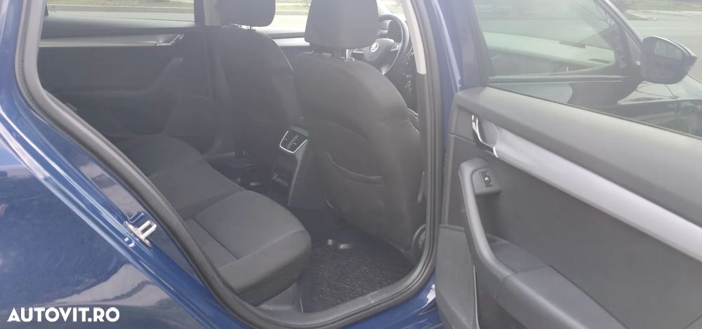 Skoda Octavia 1.6 TDI Business DSG - 6