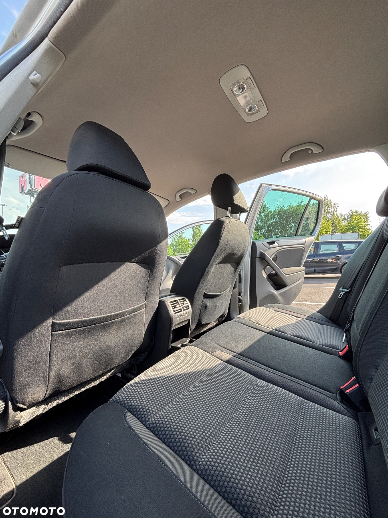 Volkswagen Golf - 17