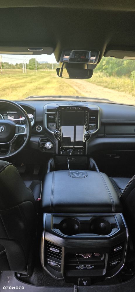 RAM 1500 Crew Cab Shortbed Laramie - 15