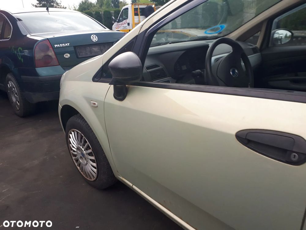 FIAT GRANDE PUNTO 05-09 1.2 8V ZWROTNICA PRZOD PRZEDNIA PRAWA LEWA - 20