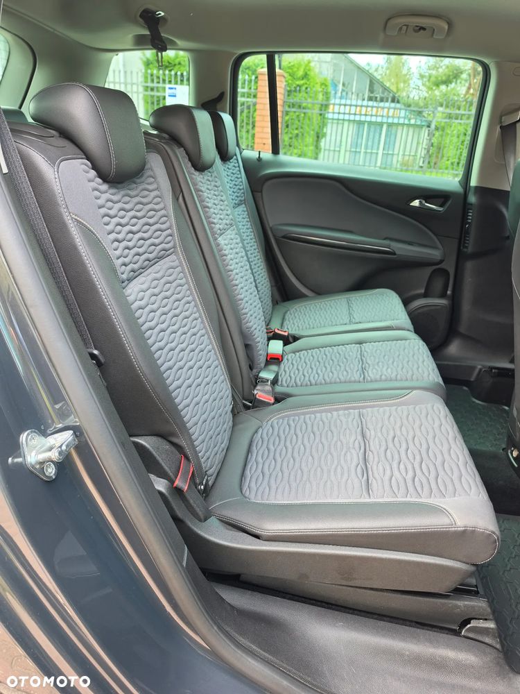 Opel Zafira 1.6 T SIDI Cosmo S&S - 39