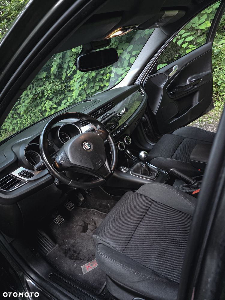 Alfa Romeo Giulietta 2.0 JTDM Distinctive - 5