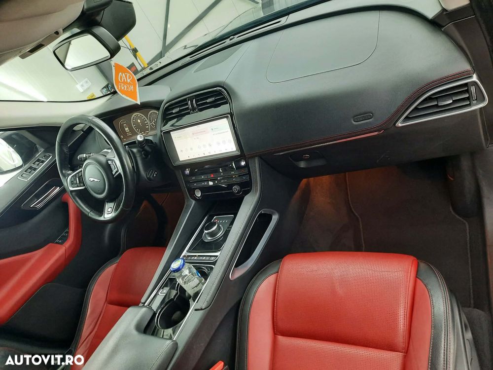 Jaguar F-Pace 20d AWD Aut. R-Sport Ingenium Edition - 14