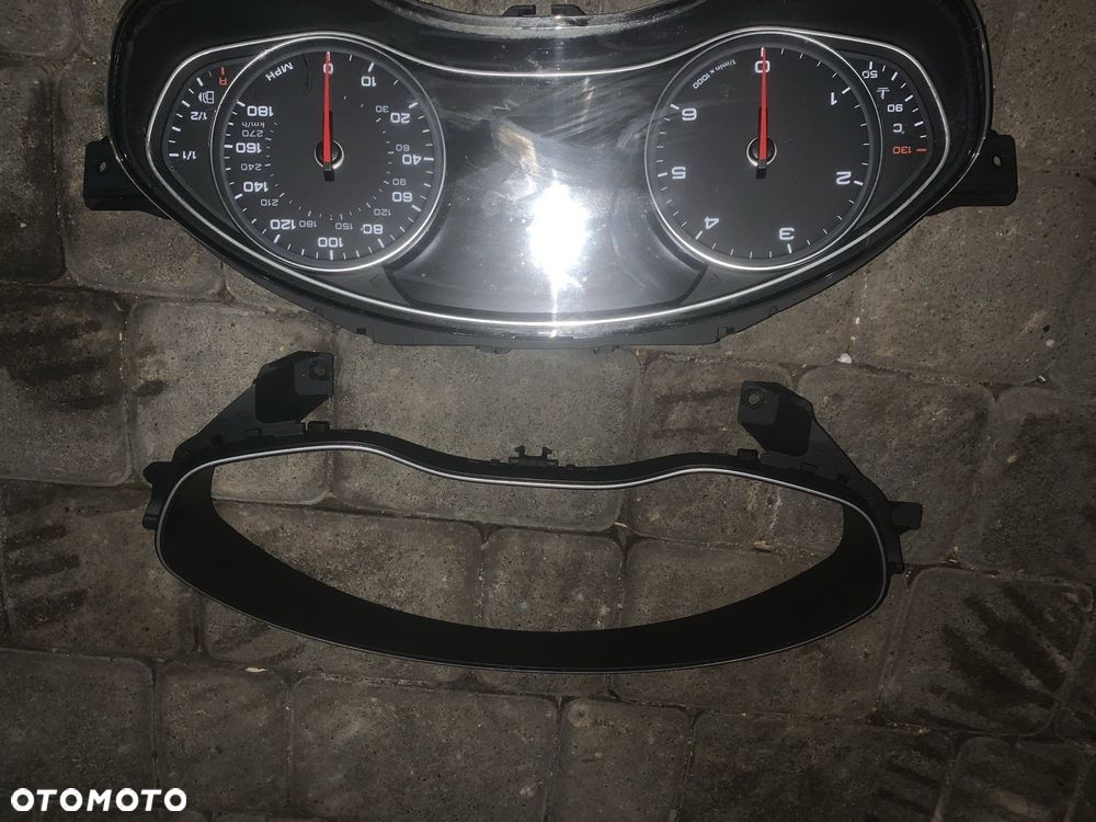 Licznik pełny wyświetlacz UK diesel 2.0 TDI Audi A6 C7 4G8 920 983 C - 5