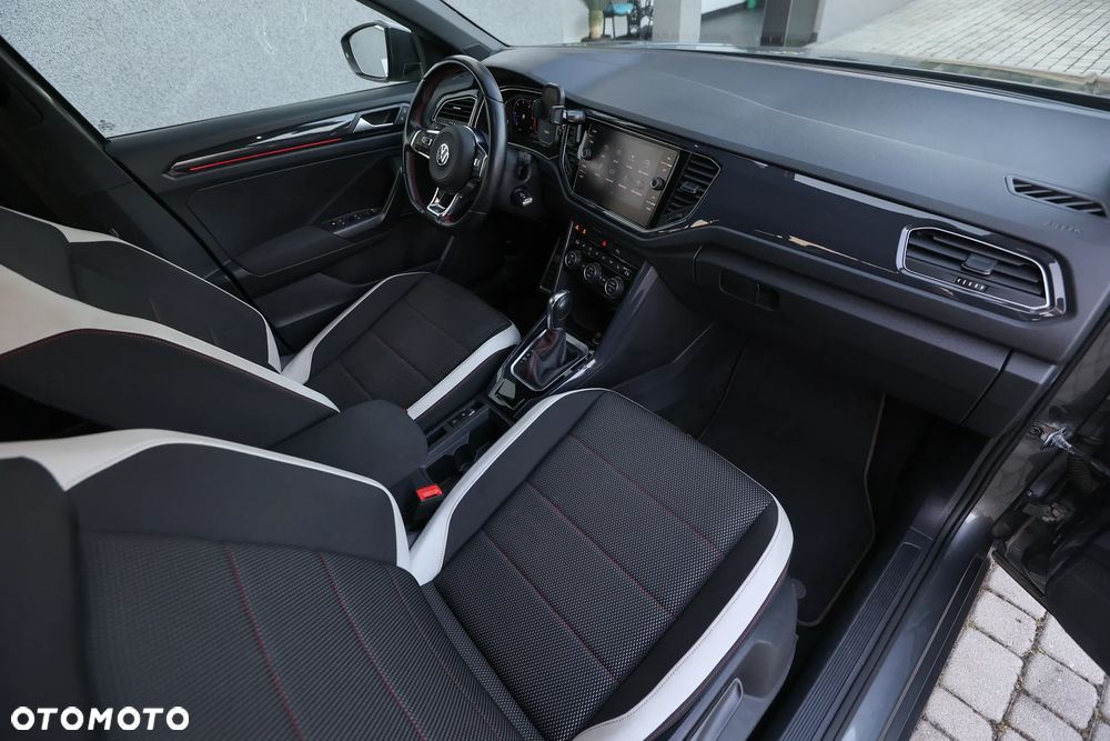 Volkswagen T-Roc 2.0 TDI SCR DSG Move - 33