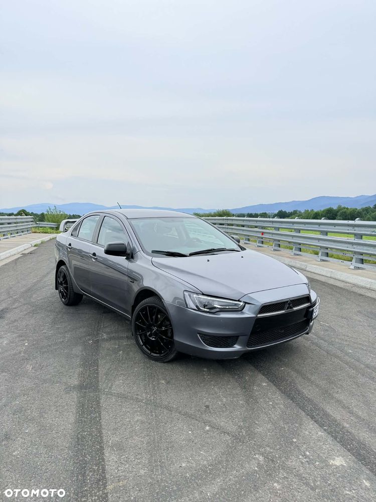 Mitsubishi Lancer - 15