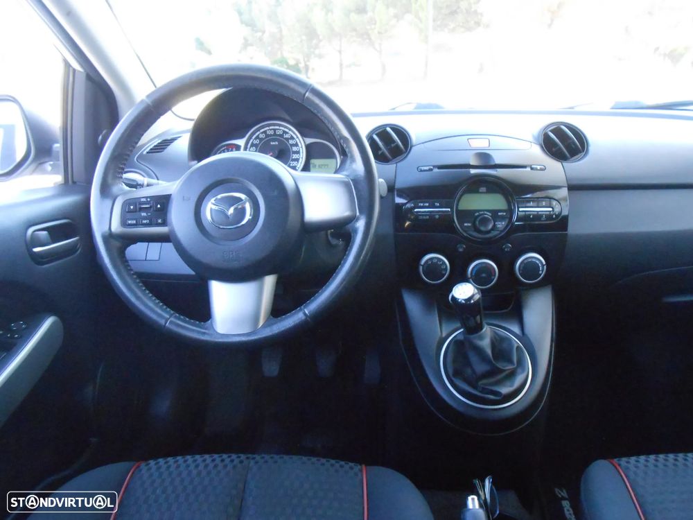 Mazda 2 1.3 MZR Sport - 12