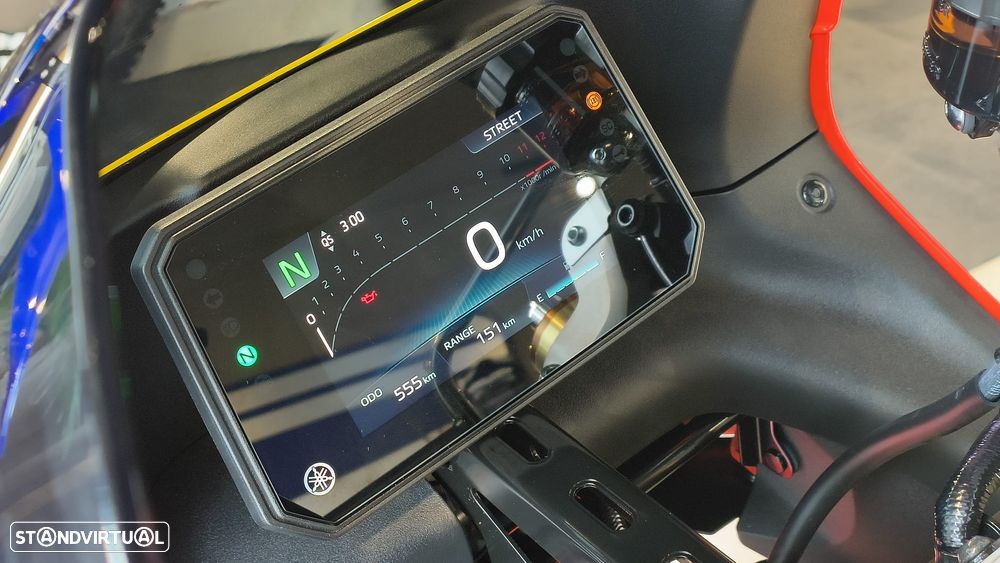 Yamaha XSR 900GP - 12