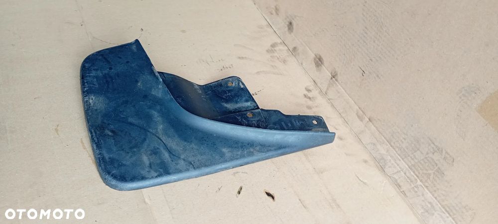 Chlapacz osłona prawy przód Jeep Grand Cherokee IV WK2 82212019 - 2