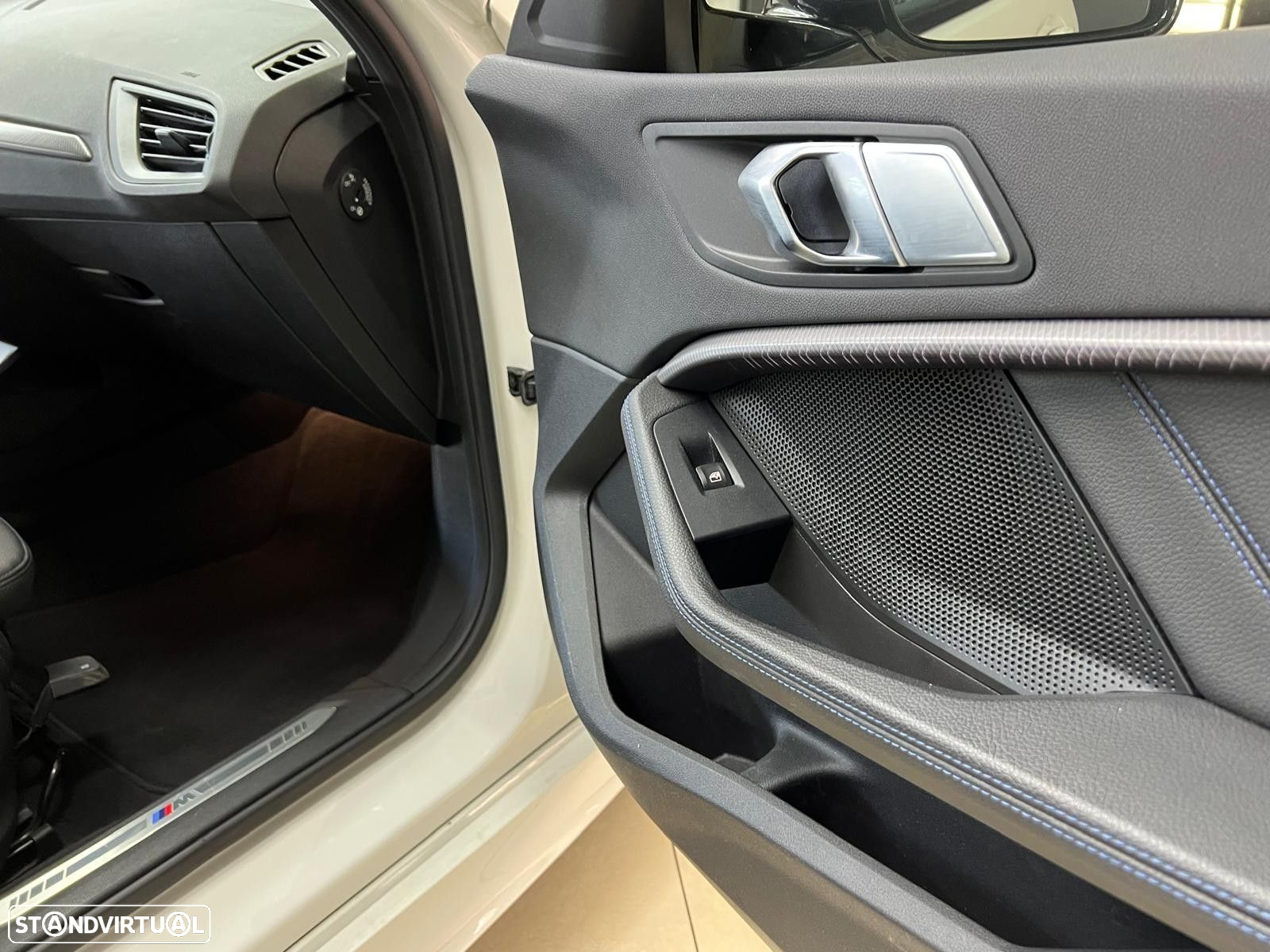 BMW 116 d Pack Desportivo M - 38