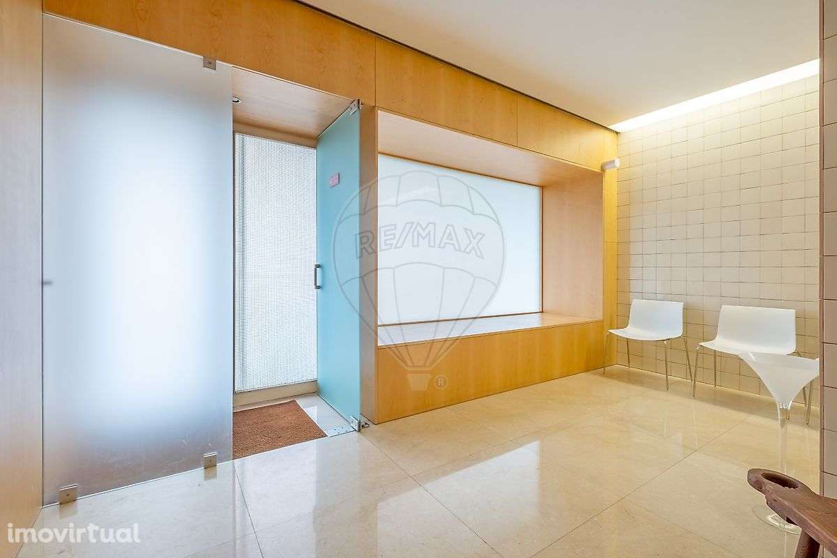 Outros - Comercial T0 para arrendamento - Grande imagem: 3/31