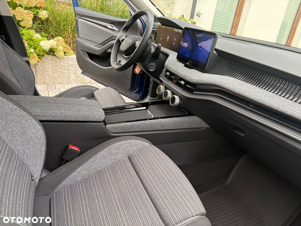 Skoda Superb 2.0 TDI SCR 4x4 Edition 130 DSG - 6