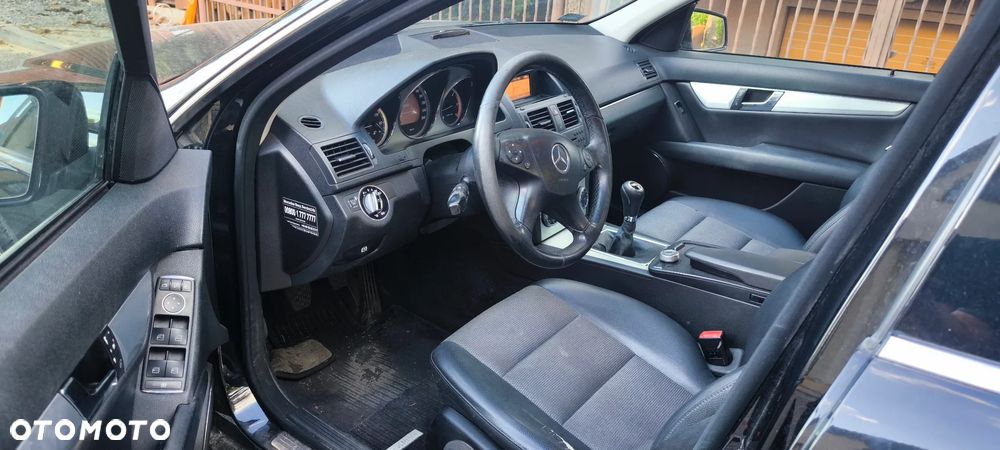 Mercedes-Benz Klasa C 200 CDI DPF Avantgarde - 2