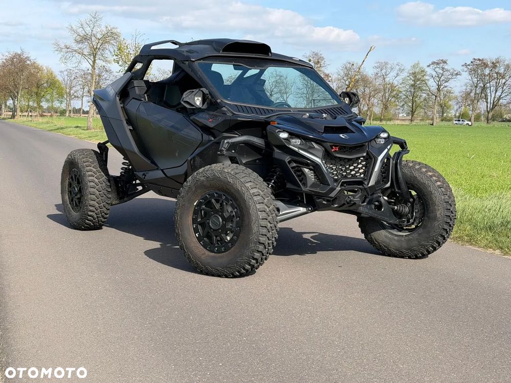 Can-Am Maverick - 2