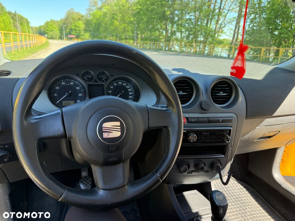 Seat Ibiza 1.4 16V Reference - 19