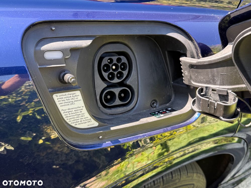 Audi Q4 e-tron 50 quattro - 23