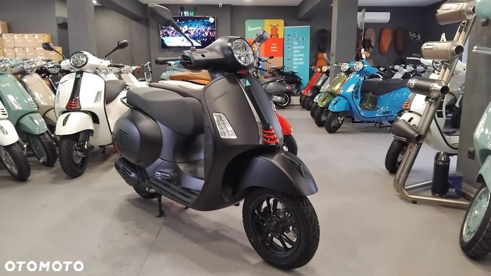 Vespa GTS - 1