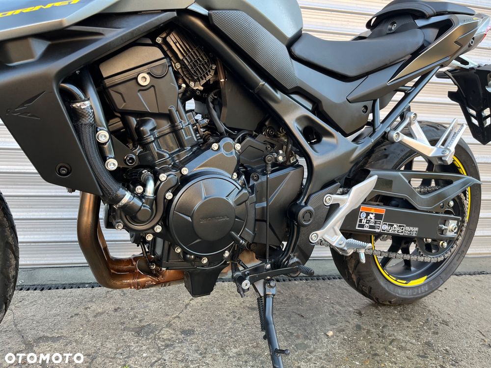 Honda Hornet - 22