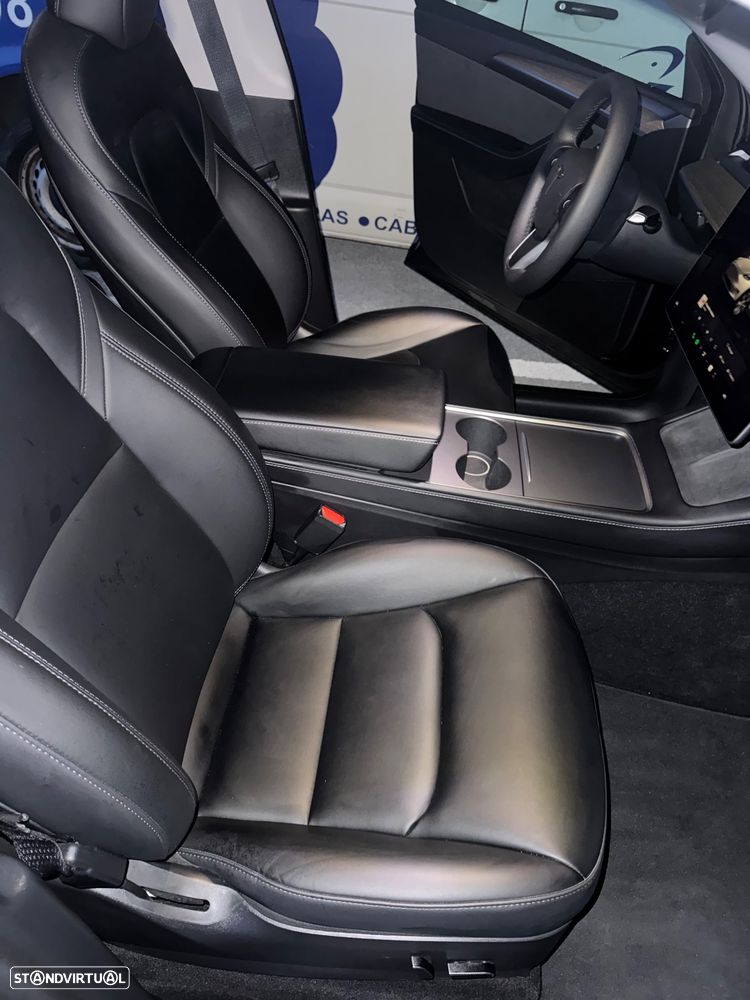 Tesla Model Y Standard - 24