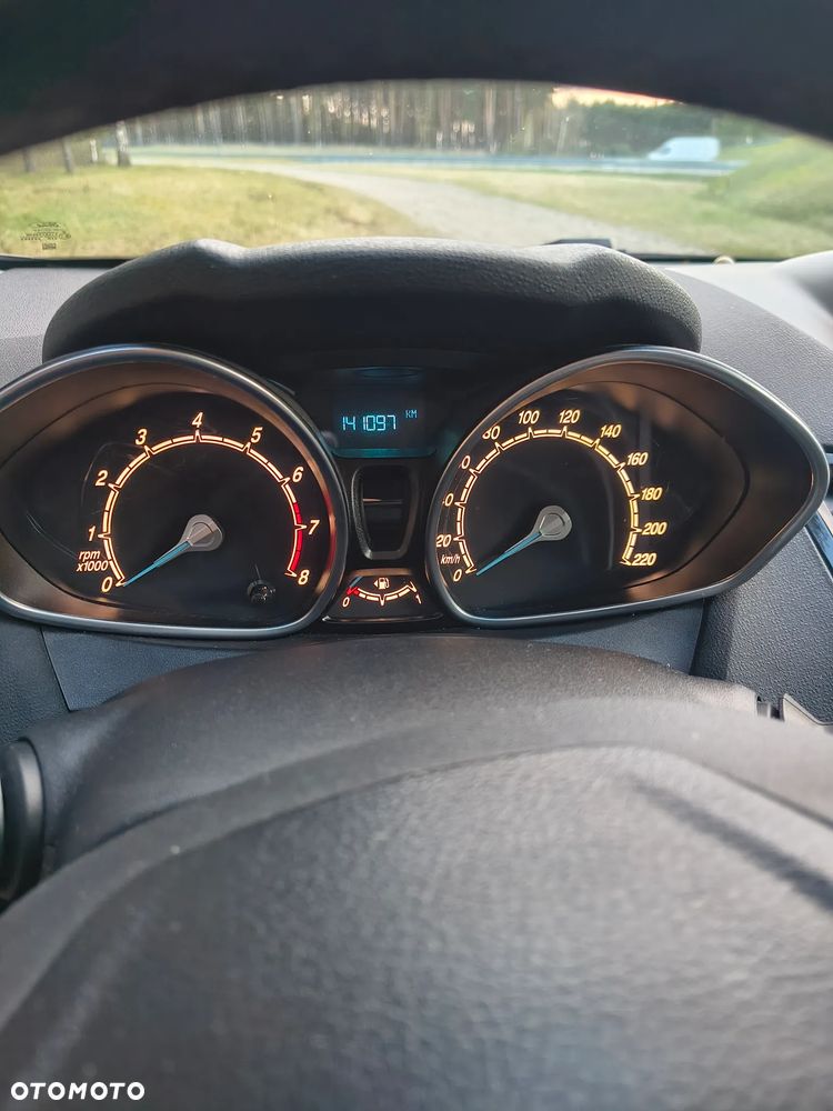 Ford Fiesta 1.0 EcoBoost Trend - 25