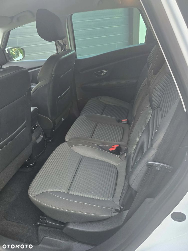 Renault Scenic - 5
