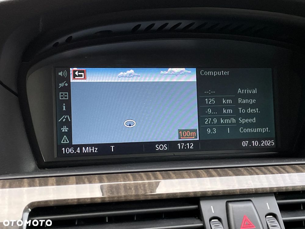 BMW Seria 5 525d - 26
