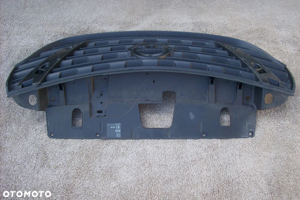 grill nissan nv 300 - 4