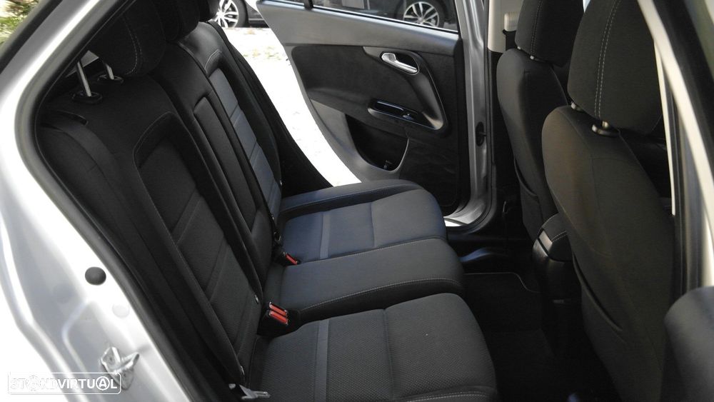 Fiat Tipo Station Wagon 1.3 M-Jet Easy - 18