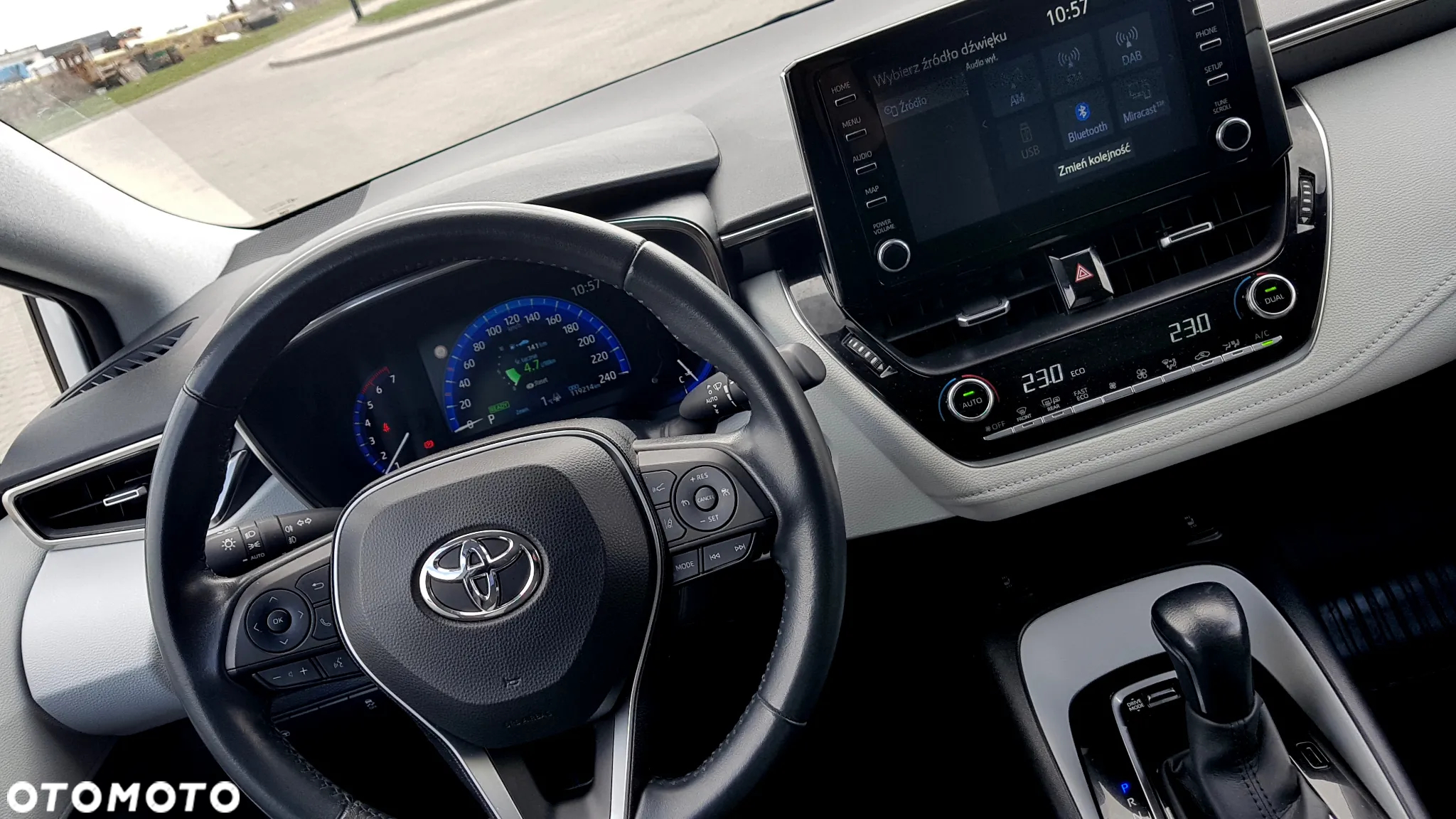 Toyota Corolla 1.8 Hybrid Style - 20