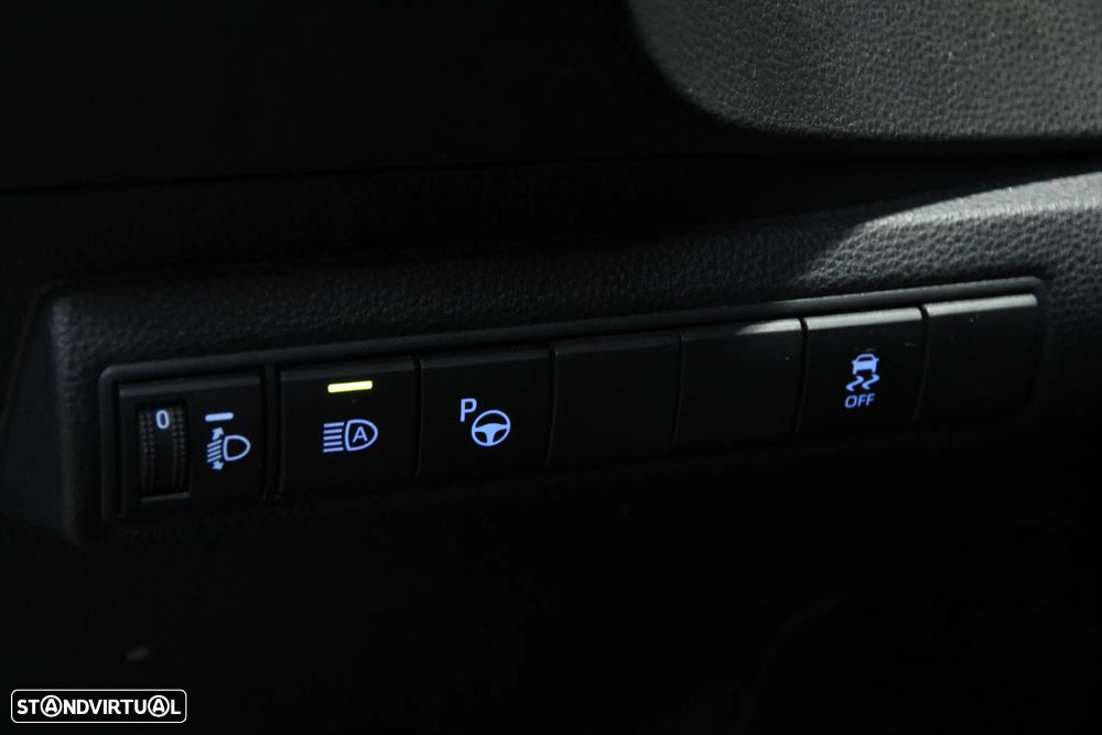 Toyota Corolla 2.0 Hybrid Square Collection - 13