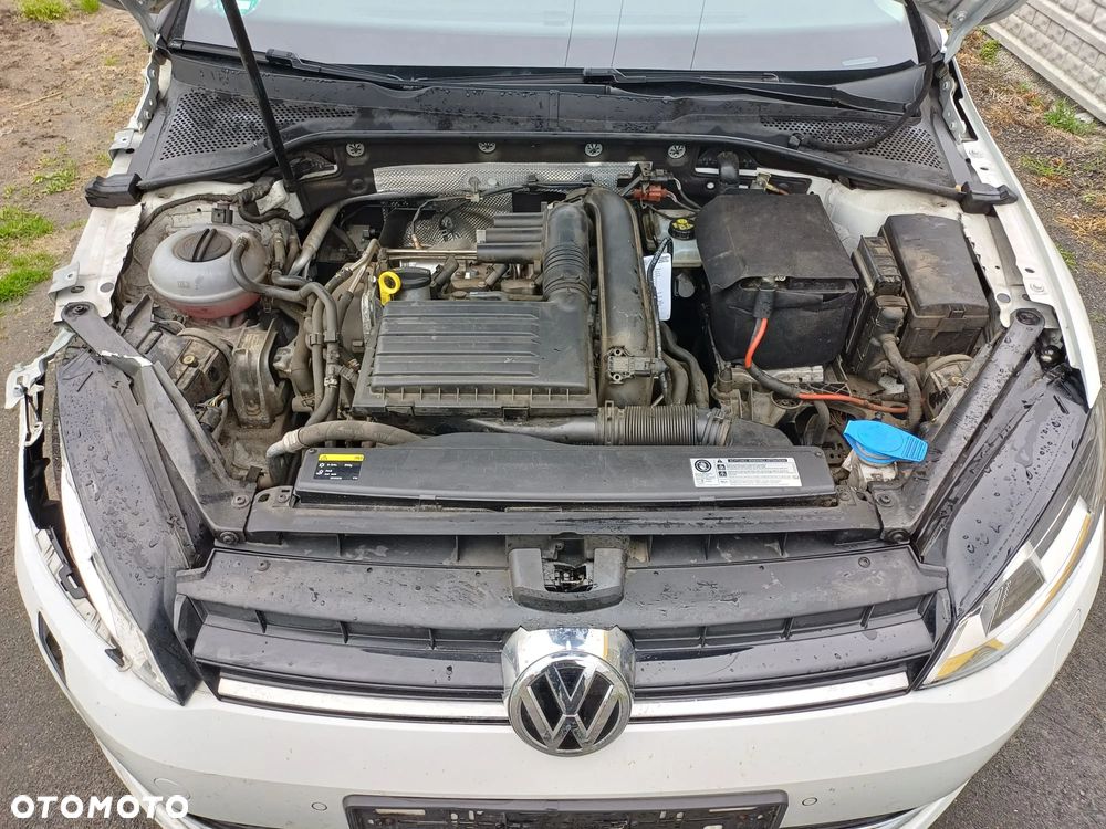 Volkswagen Golf 1.2 TSI BMT Trendline - 6